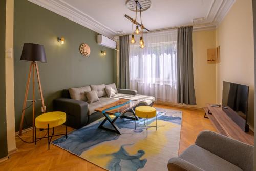 1 Minute Walk to Main Street Vitoshka, NDK, Free Parking, 2 BDR, Sofia (Foto 7)