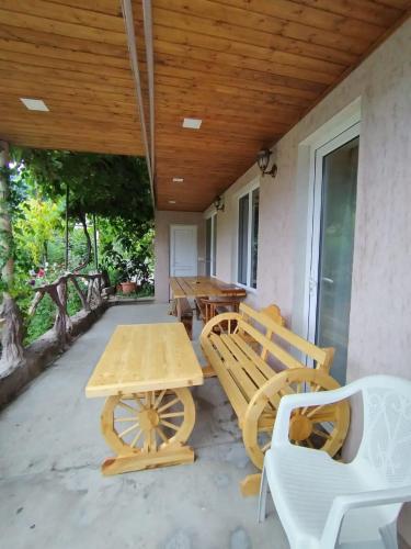 Green Park Guest House in Dilijan