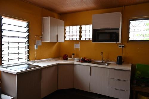 ห้องครัว, The Accra Backpackers Hostel in อเบเลมคเป