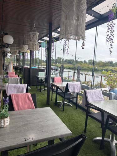 Hotel aan de Linge in Kedichem