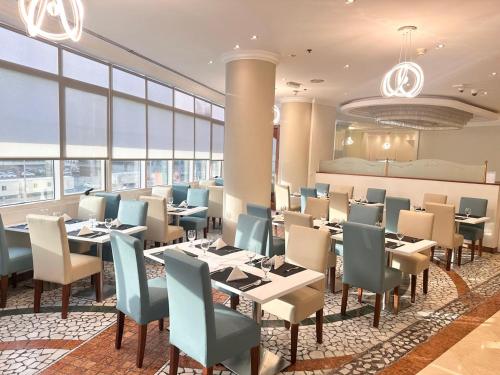 餐廳, 大洲際酒店 (Grand Continental Hotel) in 阿布達比海濱
