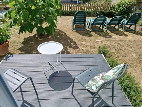 Charming House in Parada with Large Garden in Coles