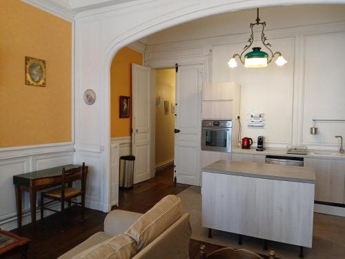Lemov'Inn, central historic apartment in Limoges
