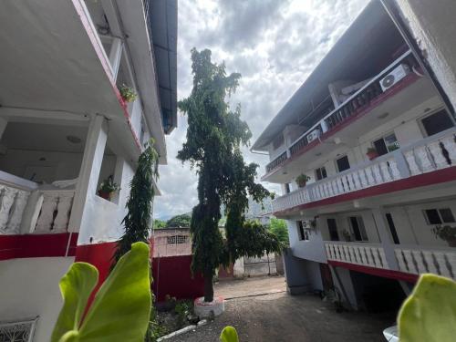 Hôtel Restaurant Le Papillon (Hotel Restaurant Le Papillon) in Mutsamudu