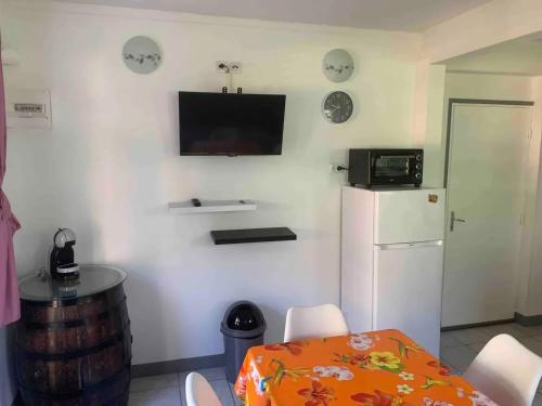Appartement confortable à Ducos 37 m² jardin privé - image 5