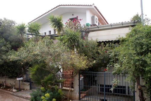  Euripides Studio in Isthmia