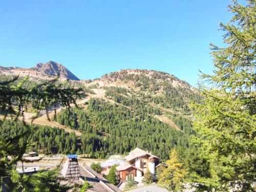 Charmant chalet à Isola 2000 avec cheminée - FR-1-292-224 (Charmant chalet a Isola 2000 avec cheminee - FR-1-292-224) in อีโซลา