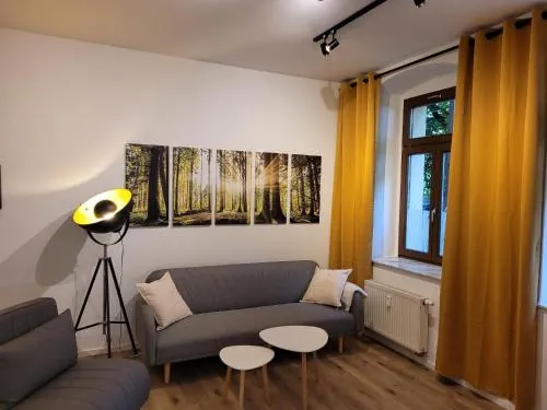 Schloßchemnitz No 42 Bergstr KÜHL im Sommer in Chemnitz, Deutschland