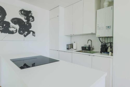 Magnificent apartment -2BR-6P- Belleville - image 2