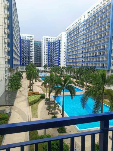 Swimming pool, Sea Residences near SM Mall of Asia