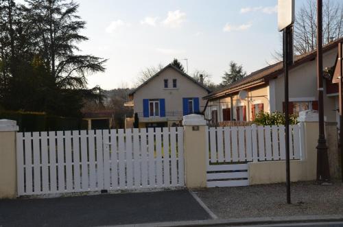 Accommodation in Sarliac-sur-lʼIsle