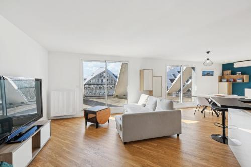 Spacious and Bright T5 Apartment in ラ バスティッド