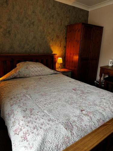 1 double bed