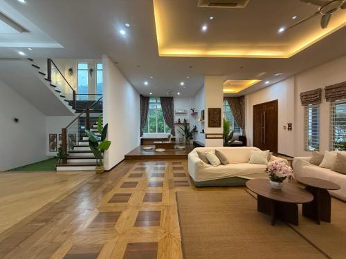 ForestEdge bungalow 8BR 34pax Templer Villa in Rawang
