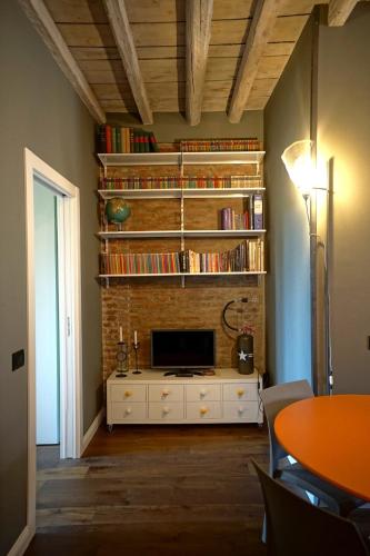 Glamour Apartment 5