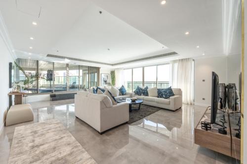 Private Marina 5 Master Bedrooms & Private Pool, Dubai