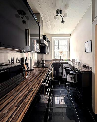 Fitzrovia Cosy One-Bedroom Apartment - image 7