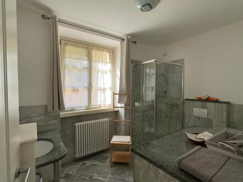 Chiavenna Suite 5