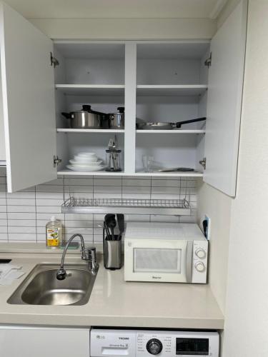 2호선 신촌역 도보3분 3-min walk from Sinchon Station Line2, Seoul (photo 6)