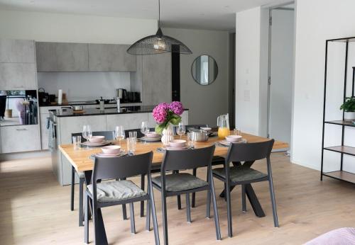 kuhinja, SimpleVibes I Lucerne I Andermatt I Nature I Family in Altdorf