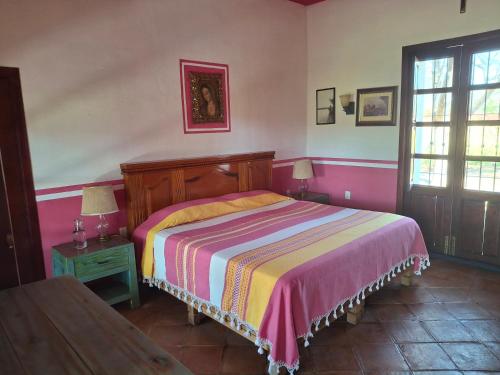 1 queen bed