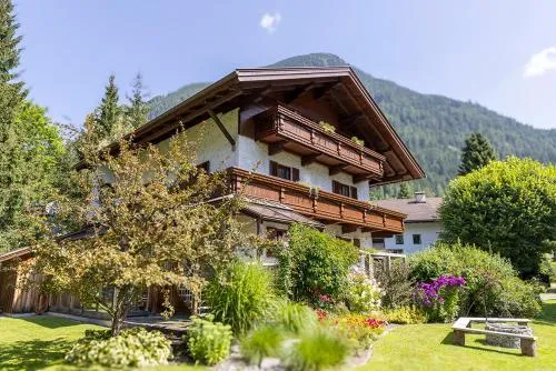 Pension Sonnenwinkl in Oberlängenfeld, Österreich