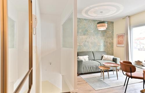 Appartement avec balcon proche de la capitale - II in Bagnolet