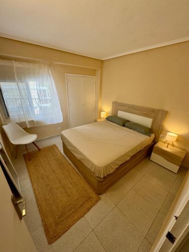 1st Line Beach Direct Access Private Parking, Valencia (foto 4)