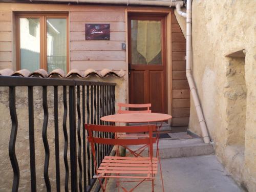Apartment (5 Adults)