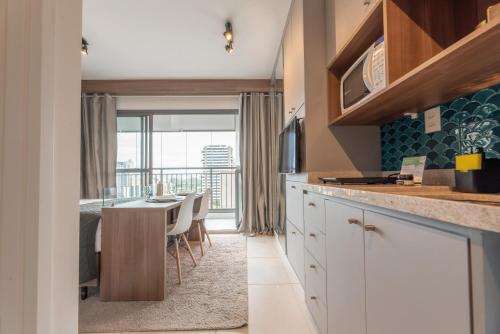 บริการและสิ่งอำนวยความสะดวก, Charlie Vitrali Moema in โมเอมา