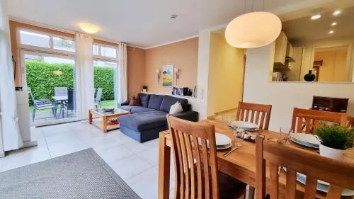 Ferienwohnung "Baltic Sunrise" mit Garten an der Ostseeküste in Kalifornien, Deutschland