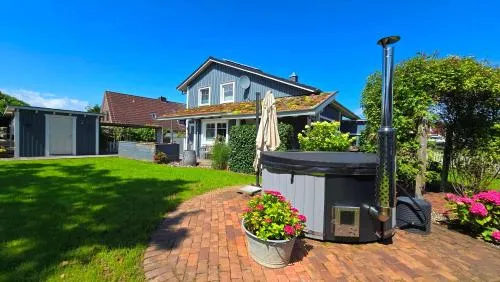 Ferienhaus "Lille Hus" - Urlaub mit bis zu 12 Personen in Blekendorf, Deutschland