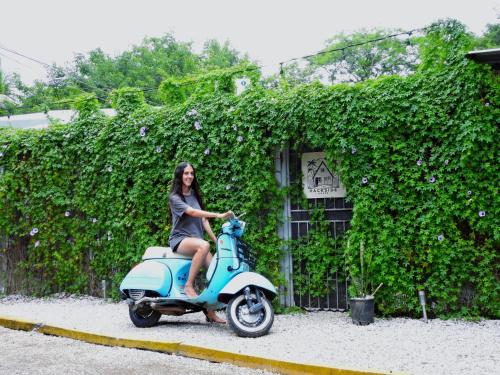 The Backside House - Women Only -, Tamarindo