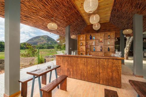 Bar/lounge, Saludiya Retreat Resort and SPA in Sigiriya