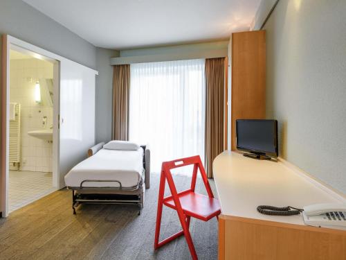 1 twin bed