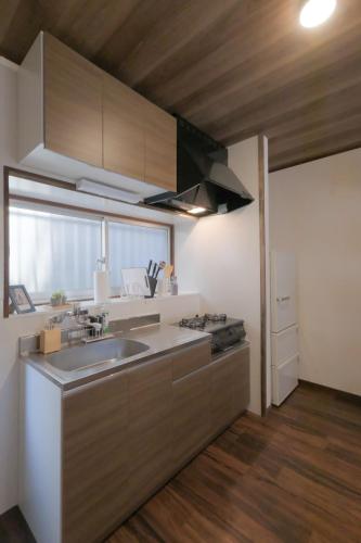 Kitchen, FUKUDA House in Yamato