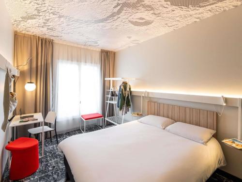1 queen bed