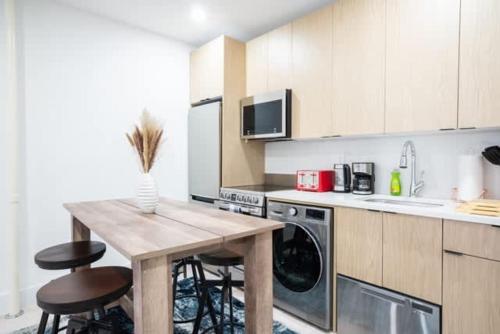 180-2 Brand new 2BR 1Bath East Village, New York (Foto 6)