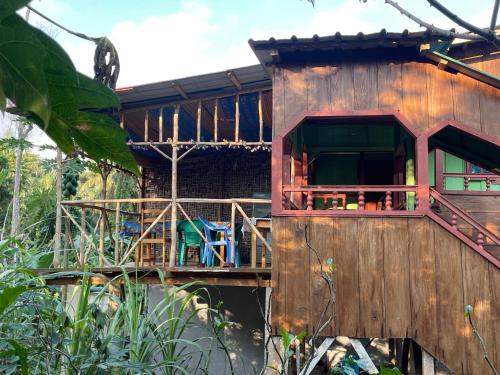 Vista exterior, Casas Salomão (Casas Salomao) in Santo António