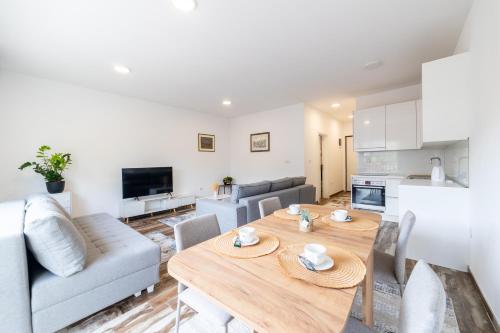 Old Town Bardakčije Skyline Design Apartments