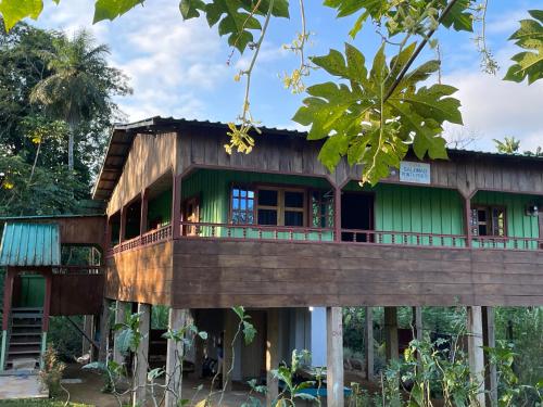 Vista exterior, Casas Salomão (Casas Salomao) in Santo António