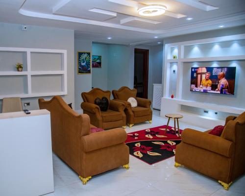 Shared lounge/TV area, Kingston Luxury Apartments, Flat 2 in Adiabo Ikot Mbo