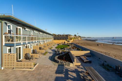 Shoreline Inn...on the beach – Cayucos, CA