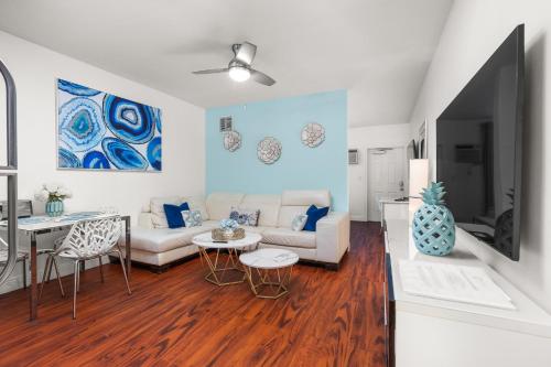 The Pearl Beachside Apartments on Hollywood Beach Room Type - One-Bedroom Apartment