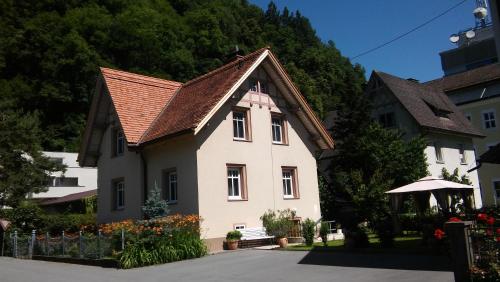  Haus Rosegger, Pension in Feldkirch bei Röns