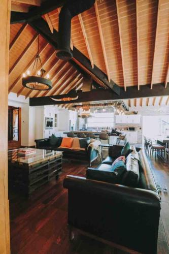 Baja Vineyard Lodge - Luxury in Valle de Guadalupe with pool in Valle de Guadalupe
