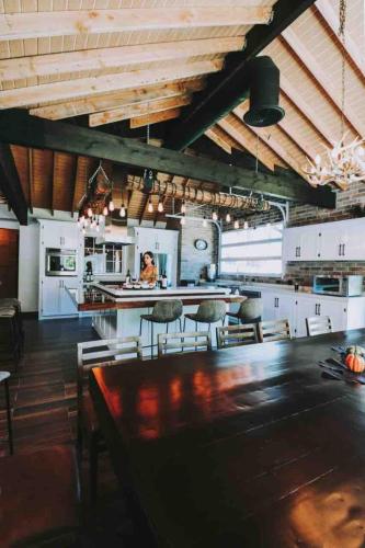 Baja Vineyard Lodge - Luxury in Valle de Guadalupe with pool in Valle de Guadalupe