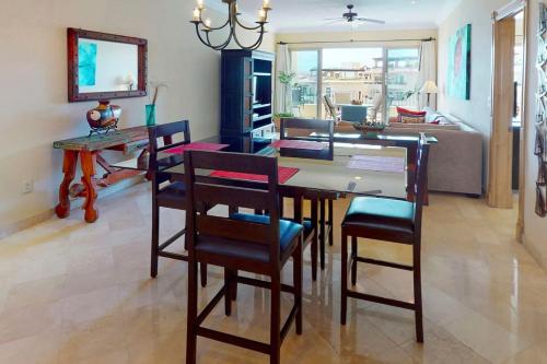 Beachfront Ocean View Top Floor Medano Beach - image 5
