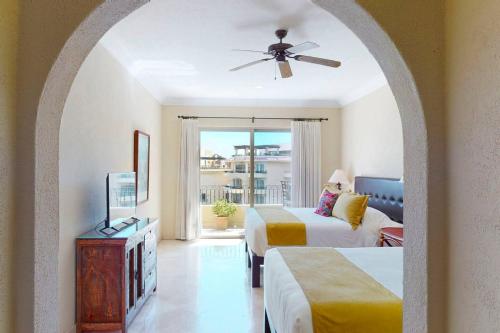 Beachfront Ocean View Top Floor Medano Beach - image 2