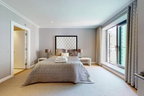 Luxury Canary Wharf Penthouse River Views 3 Bed 3 Bath - image 11